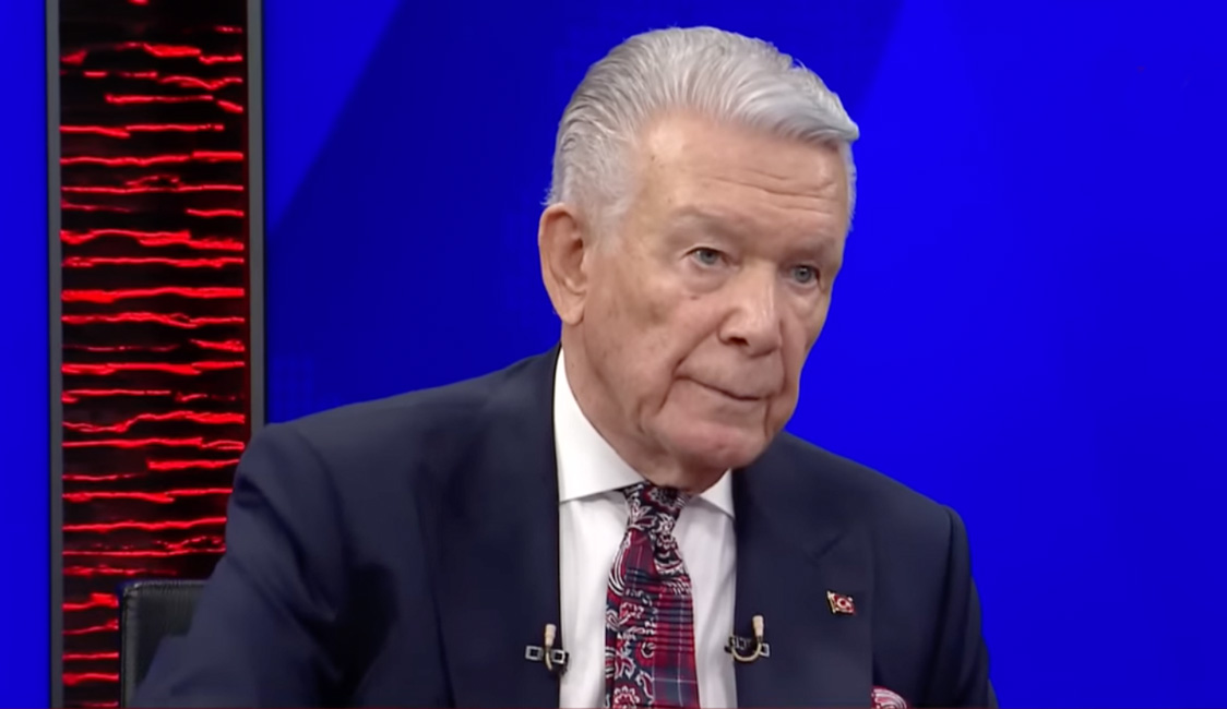 Uğur Dündar - Arena